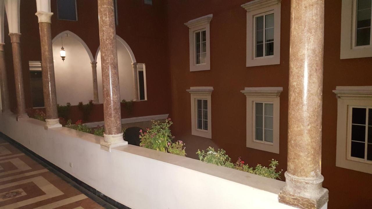 Azur Suites Hotel & Apartments El Mîna Exterior foto